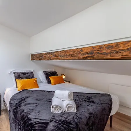 Le Clemenceau - T2 Avec Terrasse En Plein Centre *