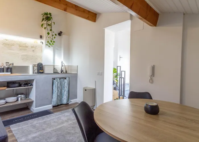 Le Clémenceau - T2 Avec Terrasse En Plein Centre Appartamento